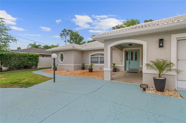 Building Photo - 55 Westgrill Dr