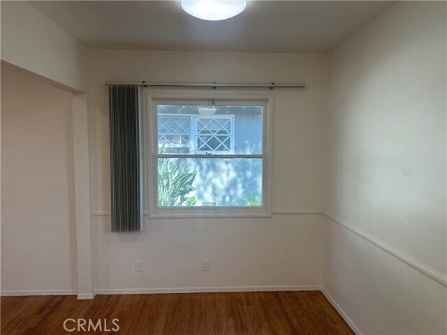 Building Photo - 1808 Oakwood Ave