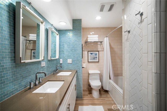 Building Photo - 33921 Robles Dr