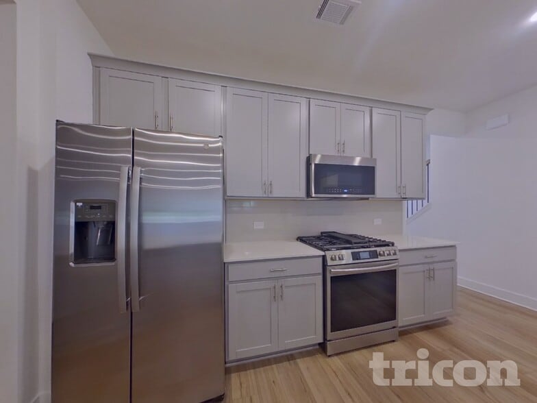 Building Photo - 76 Mayhaw Pt