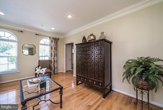 Building Photo - 1401 Windjammer Ct