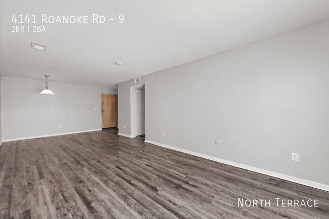 Building Photo - 4141 Roanoke Rd