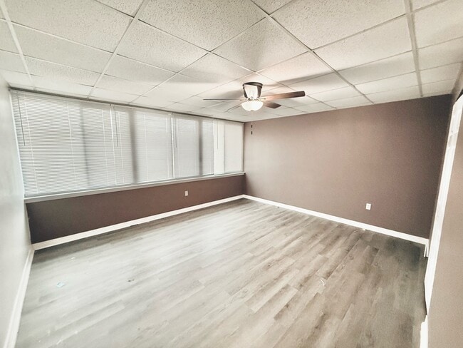 Building Photo - 201 Pensacola Beach Rd