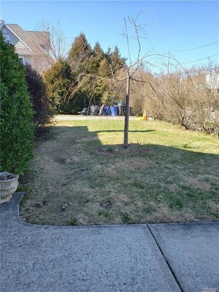 Building Photo - 2770 Academy St