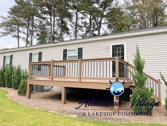 Building Photo - No Deposit Required ! Lake Allatoona home 3/2 Pet Friendly Open Floor Plan and Lake Access