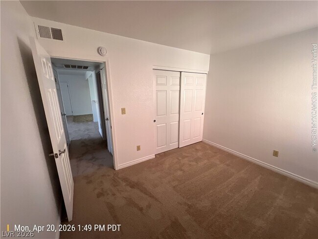 Building Photo - 5229 Indian River Dr