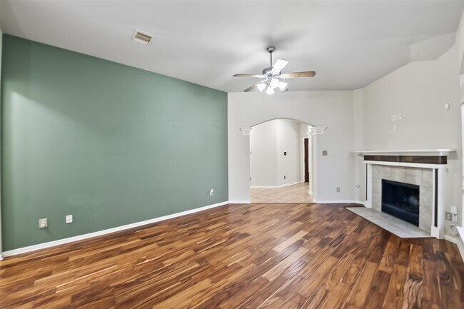 Building Photo - 9762 Wheaton Edge Ln