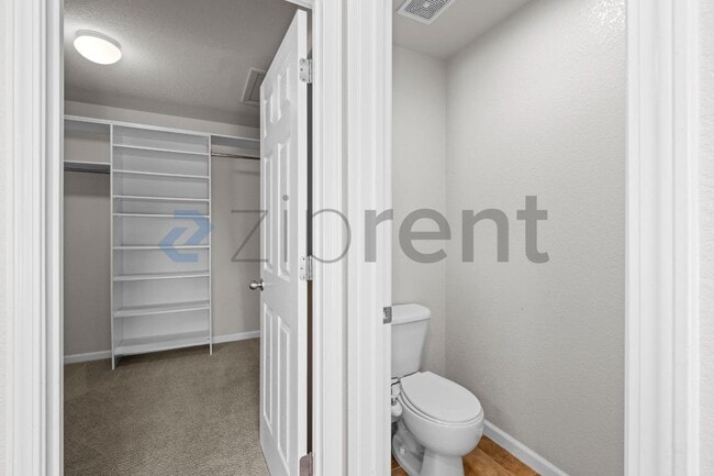 Building Photo - 1137 St Croix Way