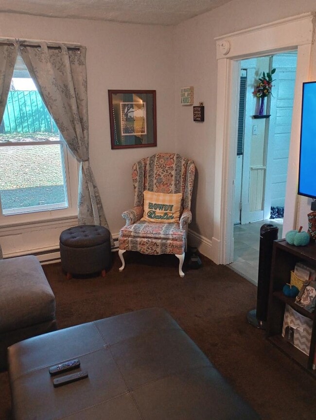 Building Photo - 1214 Garfield Ave