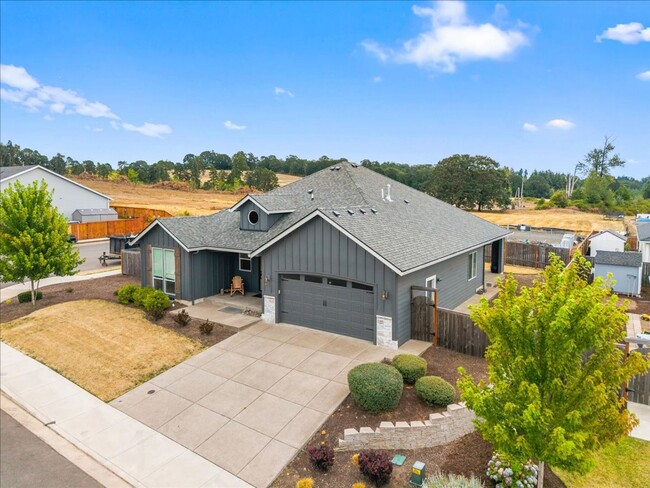 Building Photo - 3Bed/2 Bathroom Beautiful New Construction...