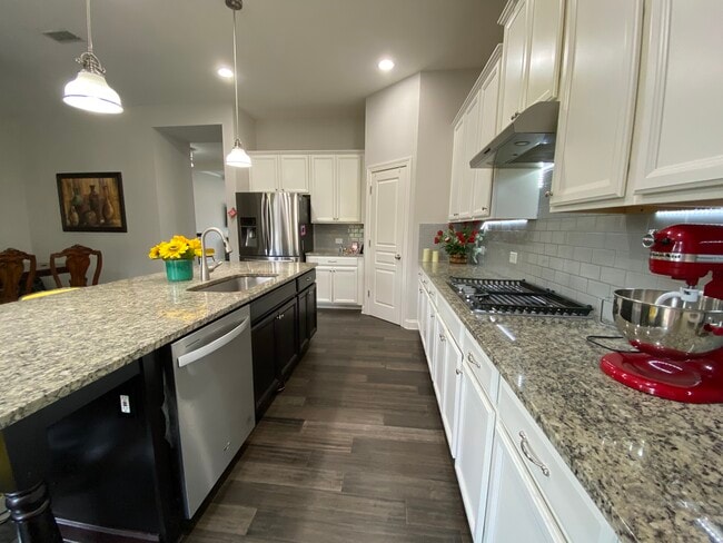 Building Photo - 5508 Cameron Parc Dr