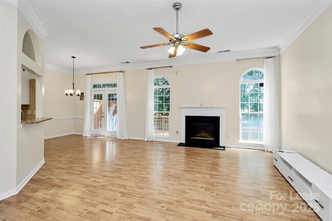 Building Photo - 203 Alnwick Ln