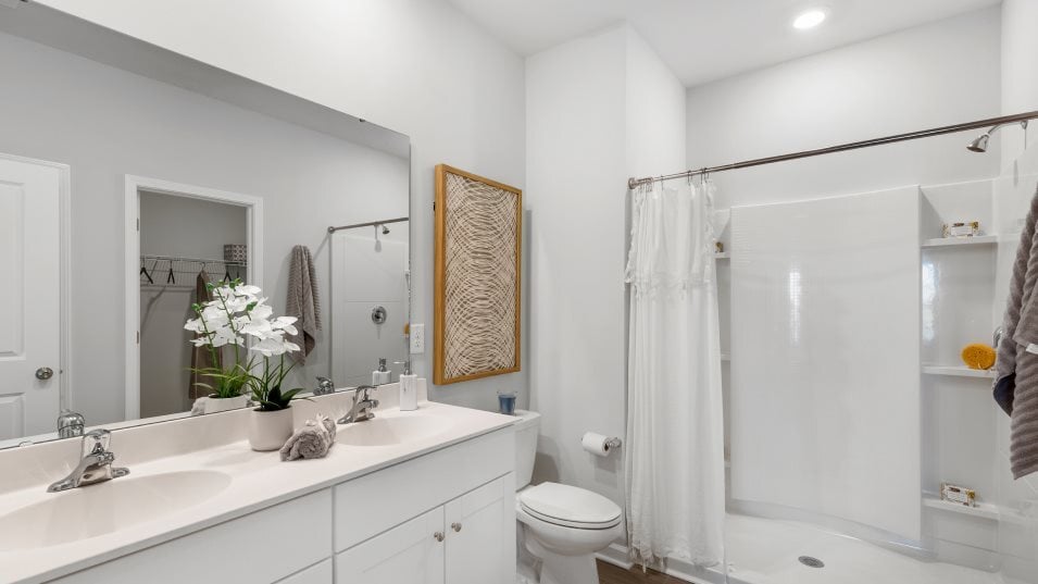 Building Photo - 865 Wapama St