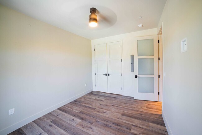 Building Photo - Rhine House Lofts