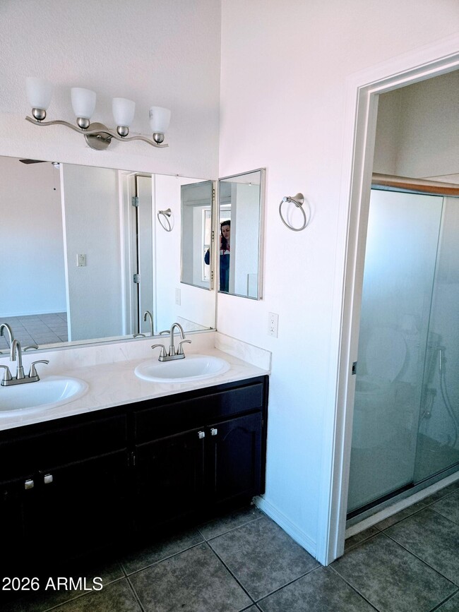 Building Photo - 3507 E Trevino Dr