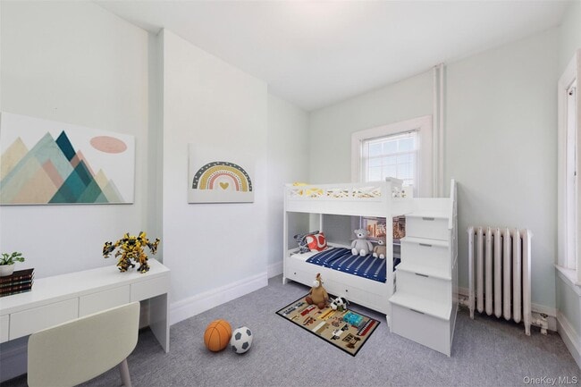 Building Photo - 22 Overlook Pl