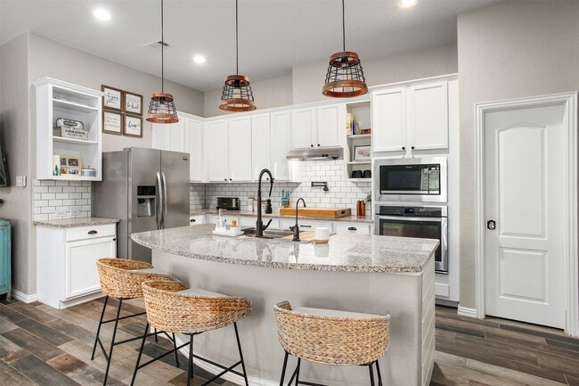 Building Photo - 3037 Broadhaven Dr