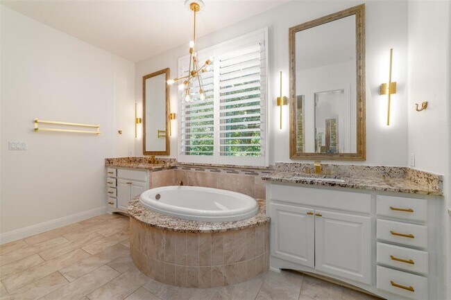 Building Photo - 508 Tempranillo Way
