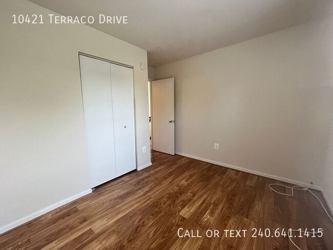 Building Photo - 10421 Terraco Dr