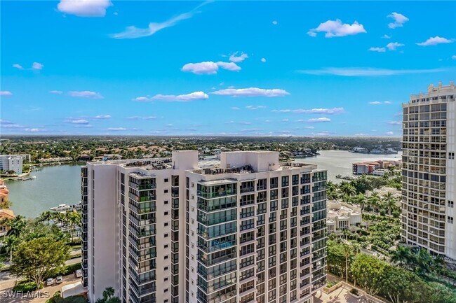 4041 Gulf Shore Blvd N 4041 Gulf - 4041 Gulf Shore Blvd N Naples Fl Building Photo 