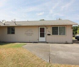 Building Photo - 1602 Swift Blvd