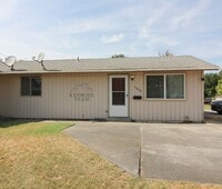 Building Photo - 1602 Swift Blvd