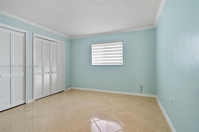 Building Photo - 9710 Sunset Strip