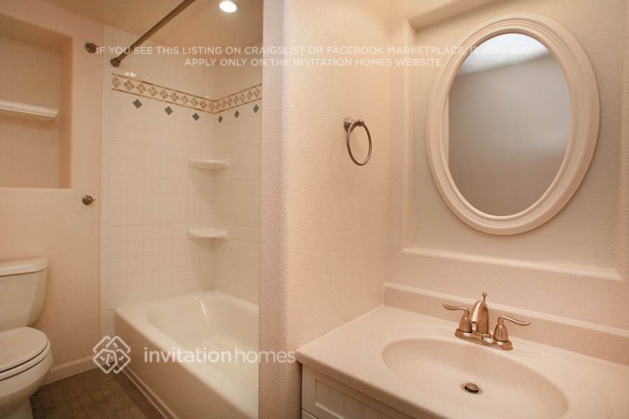 Building Photo - 6243 Westview Cir