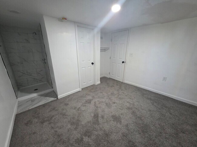 Building Photo - Charming 4 Bedroom, 2 Bath Home with Character & Space