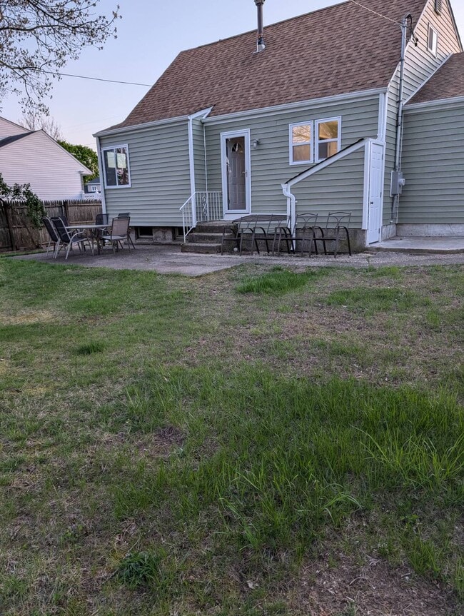 Building Photo - 132 Avondale Dr