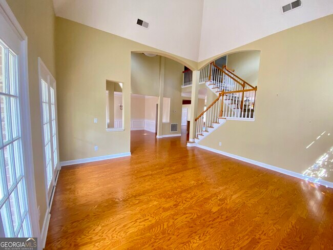 Building Photo - 1606 Cascade Overlook