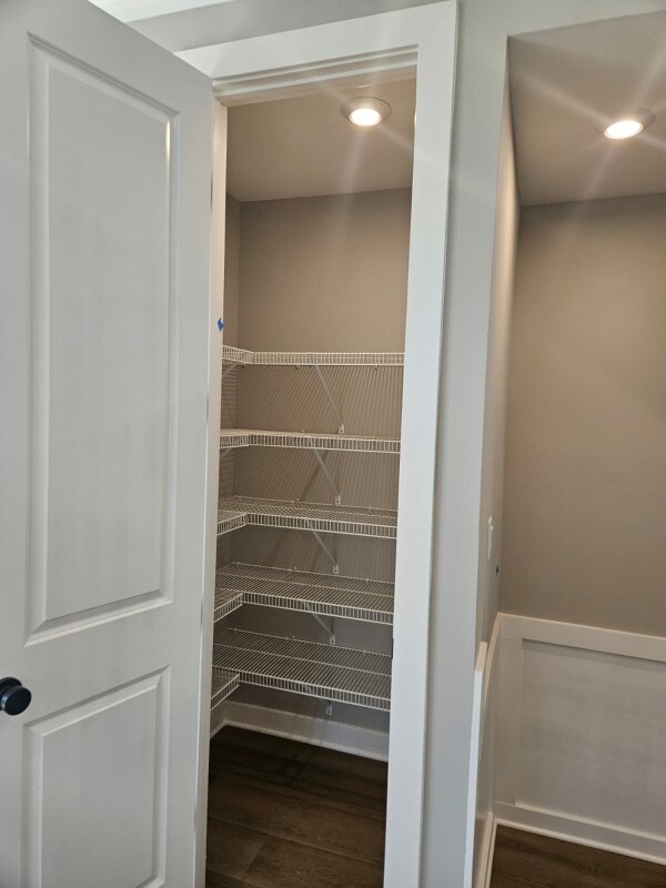 Building Photo - 7442 weathrington Ln