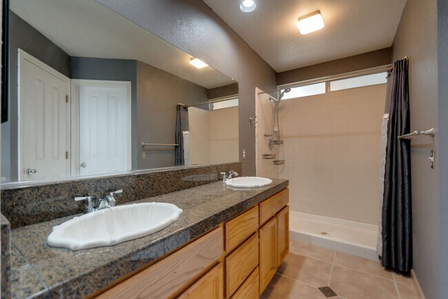 Building Photo - 6115 Brahms Ct
