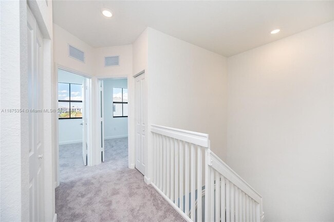 Building Photo - 28613 SW 132nd Ct