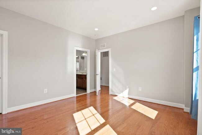 Building Photo - 5666 Spriggs Meadow Dr