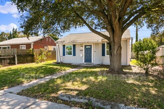 Building Photo - 5408 5th Ave N