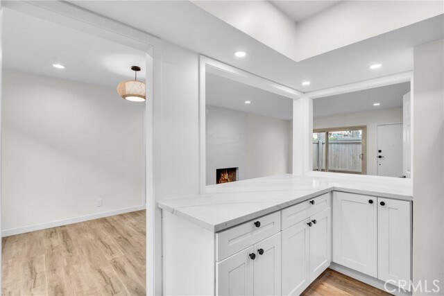 Building Photo - 704 W Sierra Madre Blvd