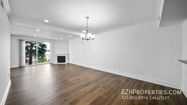 Building Photo - Beautiful 2 Bedroom Condo In Pico/Beverly ...