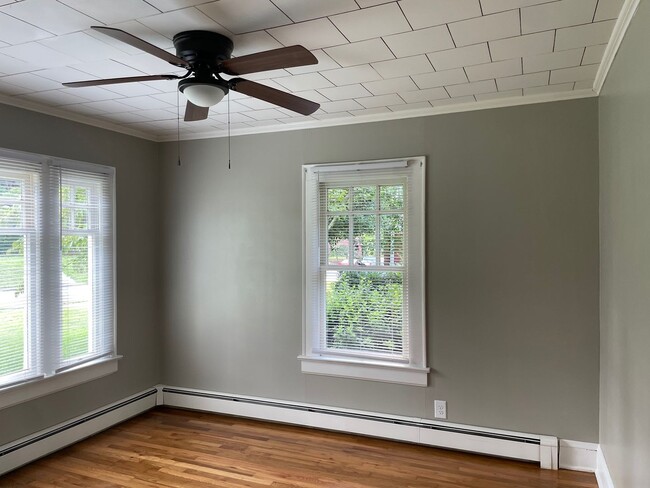 Building Photo - Beautiful 3 bed, 1 bath home located in As...