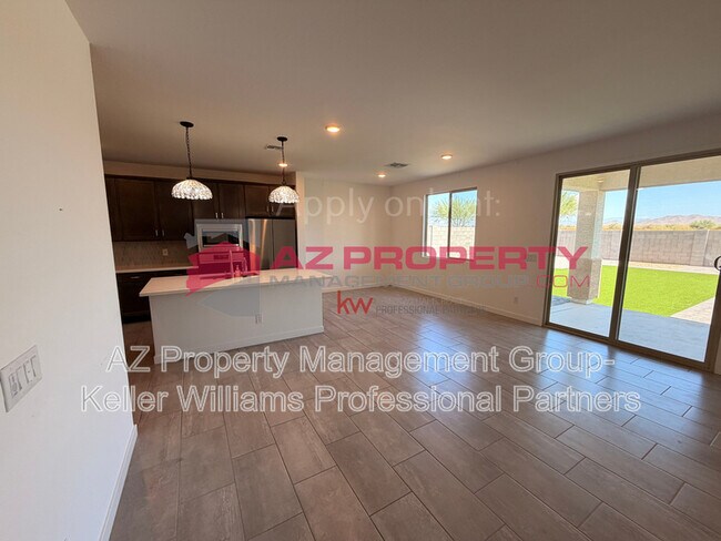 Building Photo - 16888 W Fetlock Trl