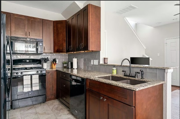 Building Photo - 13900 Harris Ridge Blvd