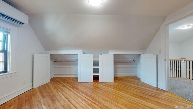 Building Photo - 88-37 62nd Dr