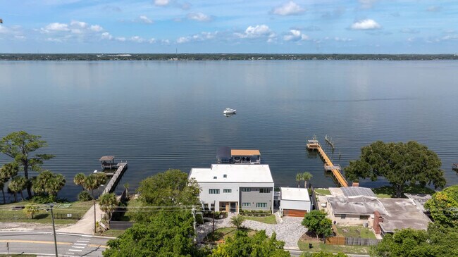 Building Photo - 2175 S Tropical Trail