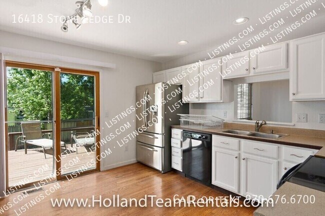 Building Photo - 16418 Stone Ledge Dr