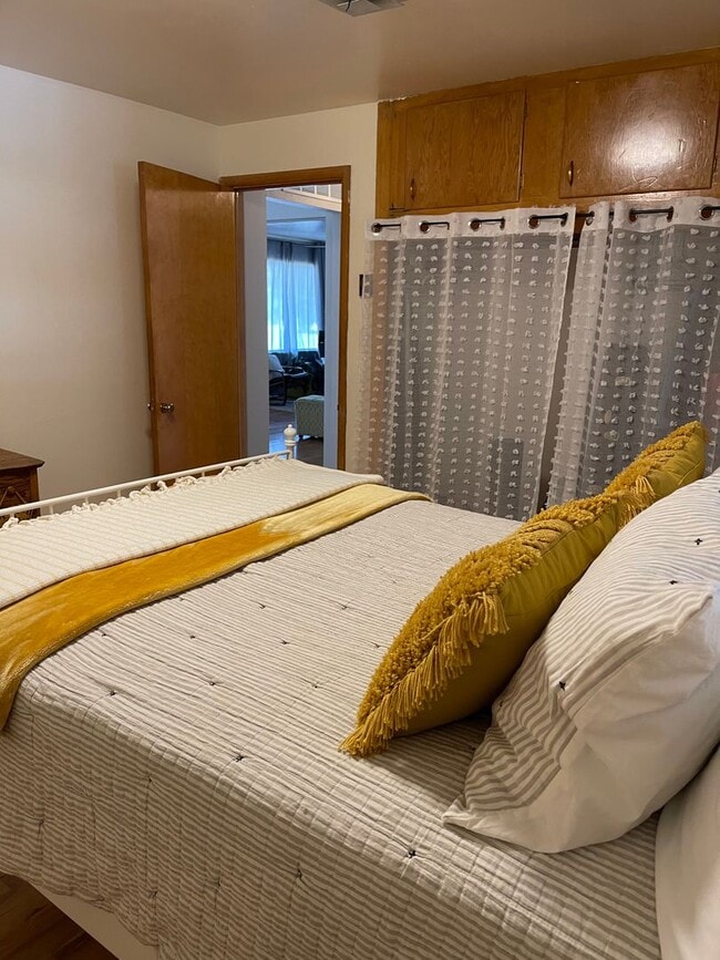 Building Photo - Great location in Meridian for this 3 bedroom 2 bath home.