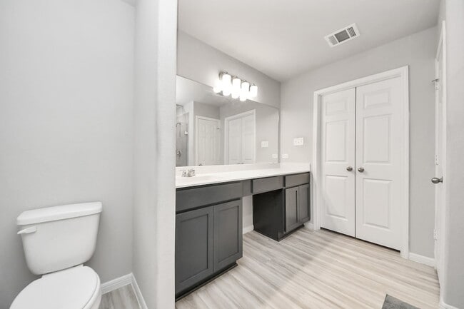 Building Photo - 13323 Colina Mdws Ln