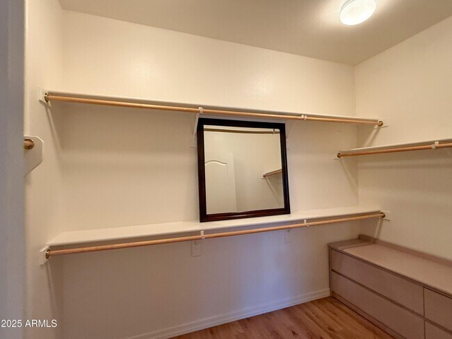 Building Photo - 7911 S 50th Ln