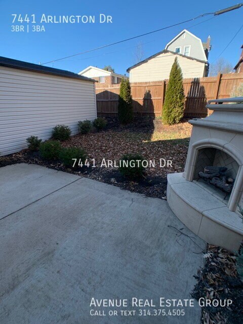 Building Photo - 7441 Arlington Dr