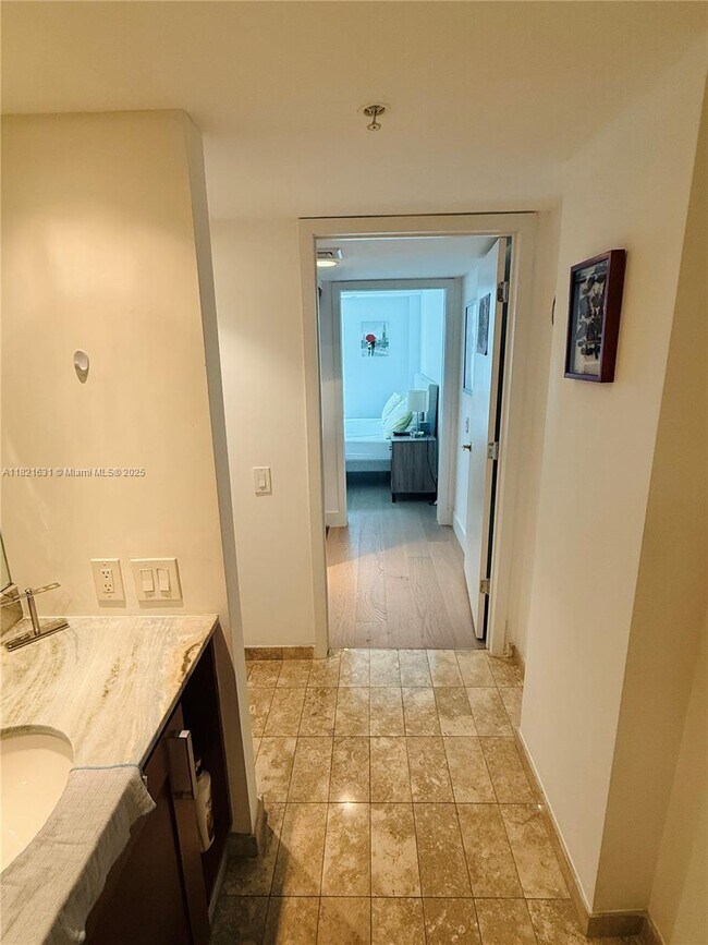 Building Photo - 9499 Collins Ave