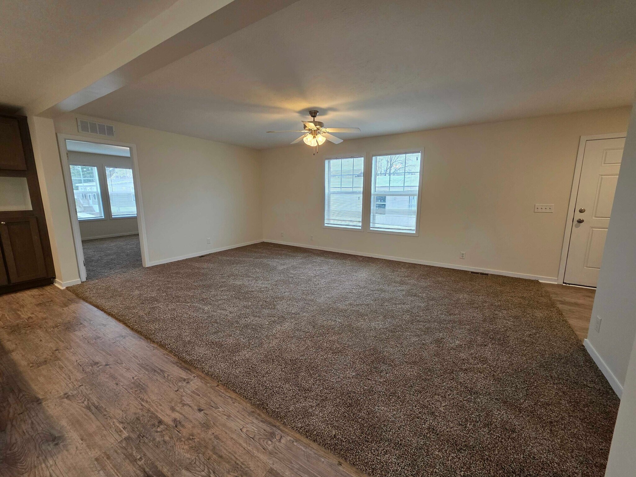 Building Photo - 3681 Hawthorne St